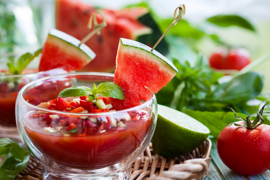 Gazpacho spanyol paradicsomleves