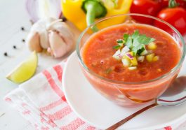 Gazpacho spanyol paradicsomleves