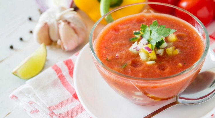 Gazpacho spanyol paradicsomleves