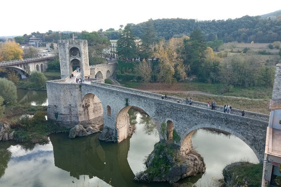 Besalú híd