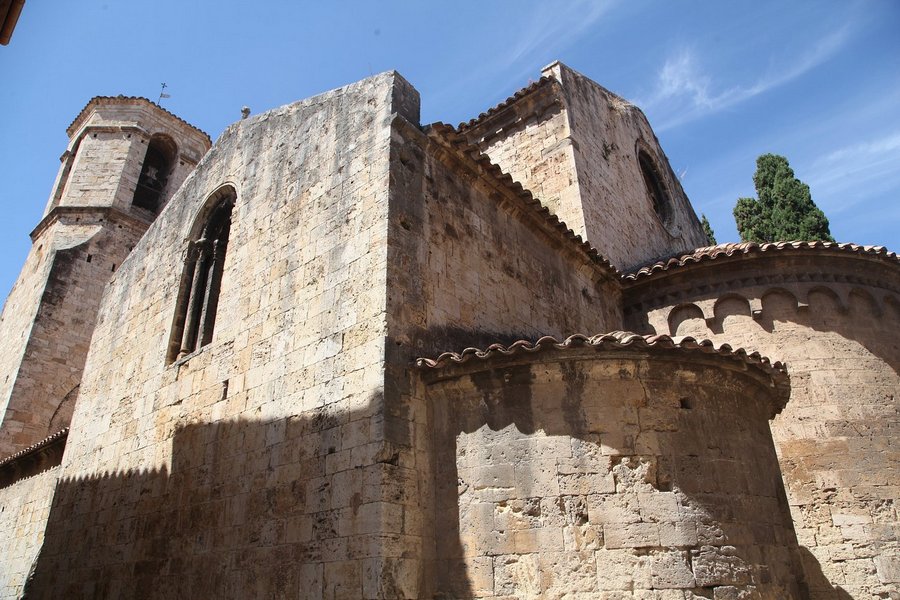 Besalú Iglesia Sant Vicenc