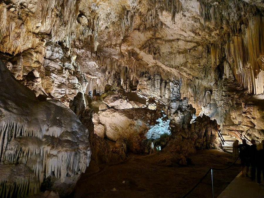 Cueva de Nerja barlang