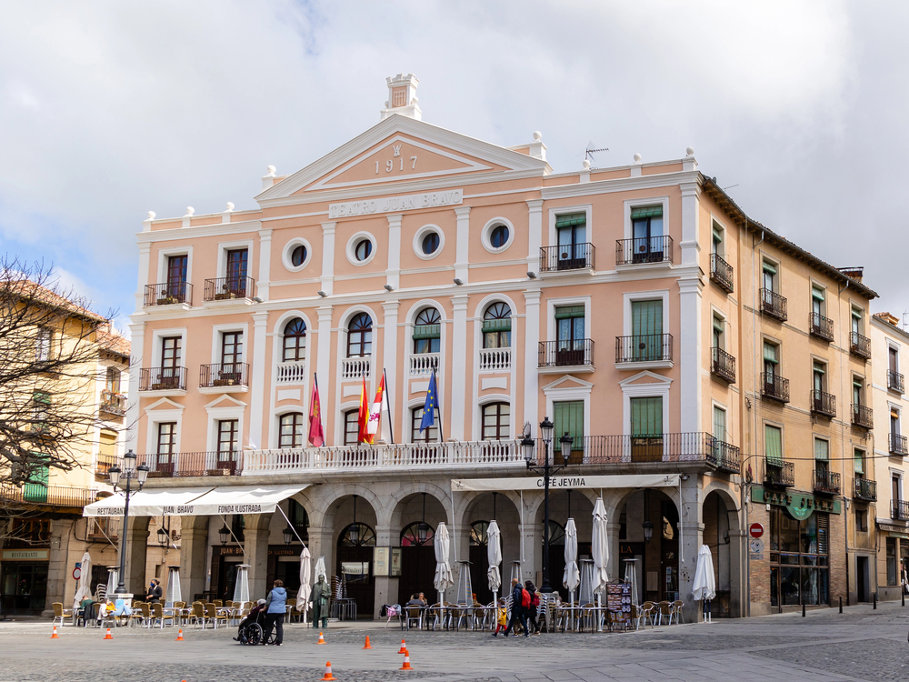 segovia