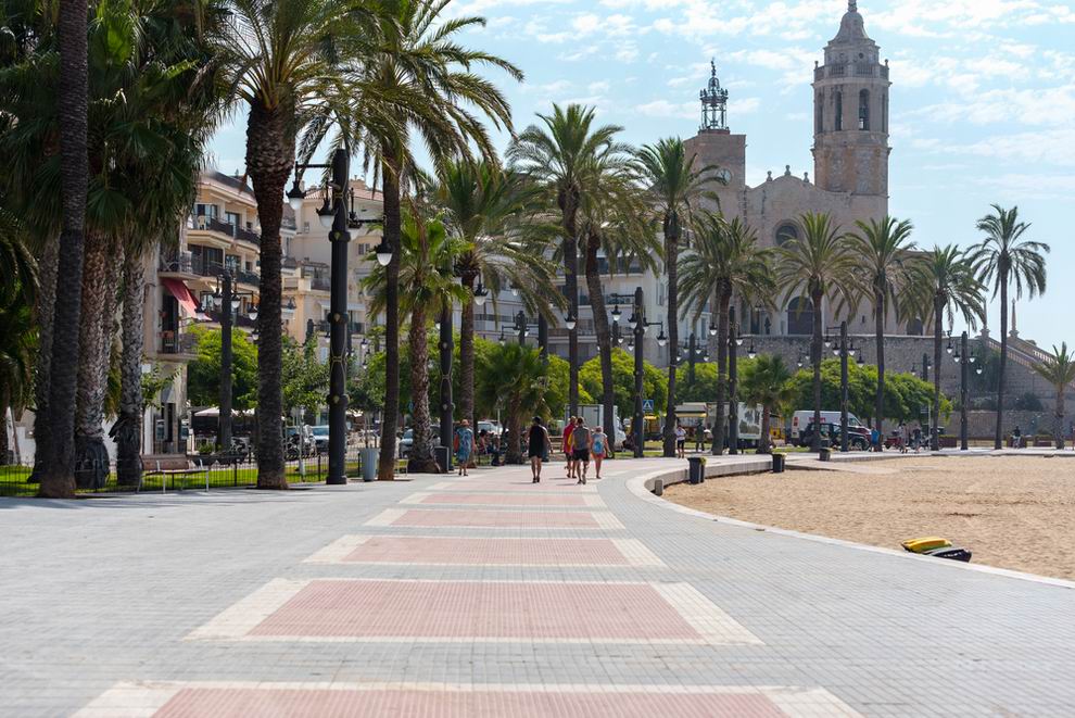 Sitges Passeig Marítim sétány - Sitges nyaralás